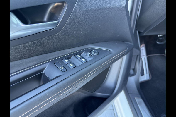 Peugeot 3008 1.6 GT Line BTW 360°Camera BOMVOL+
