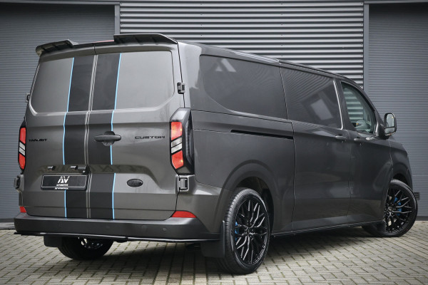 Ford Transit Custom 320 2.0 TDCI 170PK L2H1 DC AUT Raptor Edition | BPM VRIJ | ACC | Blind Spot | Camera | CarPlay | Lane Assist | Navigatie | 3-Zitter | Verlengde fabrieksgarantie tot 09-2029