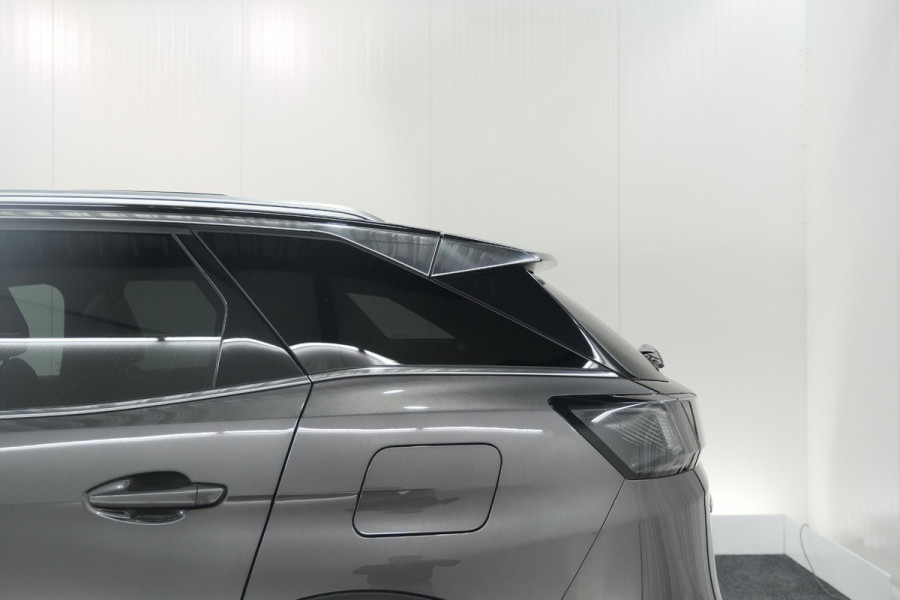 Peugeot 3008 HYbrid4 300 GT | Elektrisch Panoramadak | Dodehoekdetectie | Camera | Navigatie