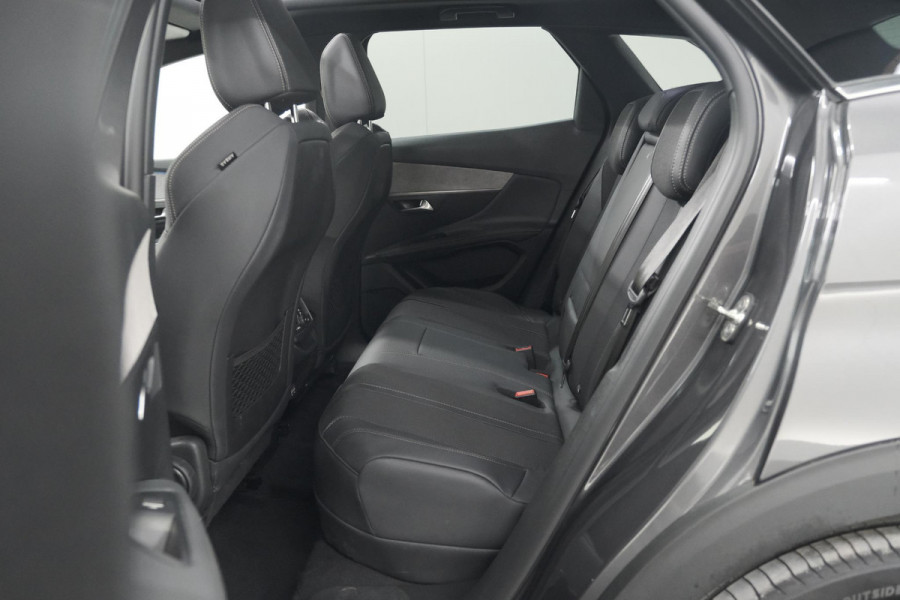 Peugeot 3008 HYbrid4 300 GT | Elektrisch Panoramadak | Dodehoekdetectie | Camera | Navigatie