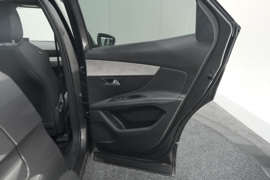 Peugeot 3008 HYbrid4 300 GT | Elektrisch Panoramadak | Dodehoekdetectie | Camera | Navigatie