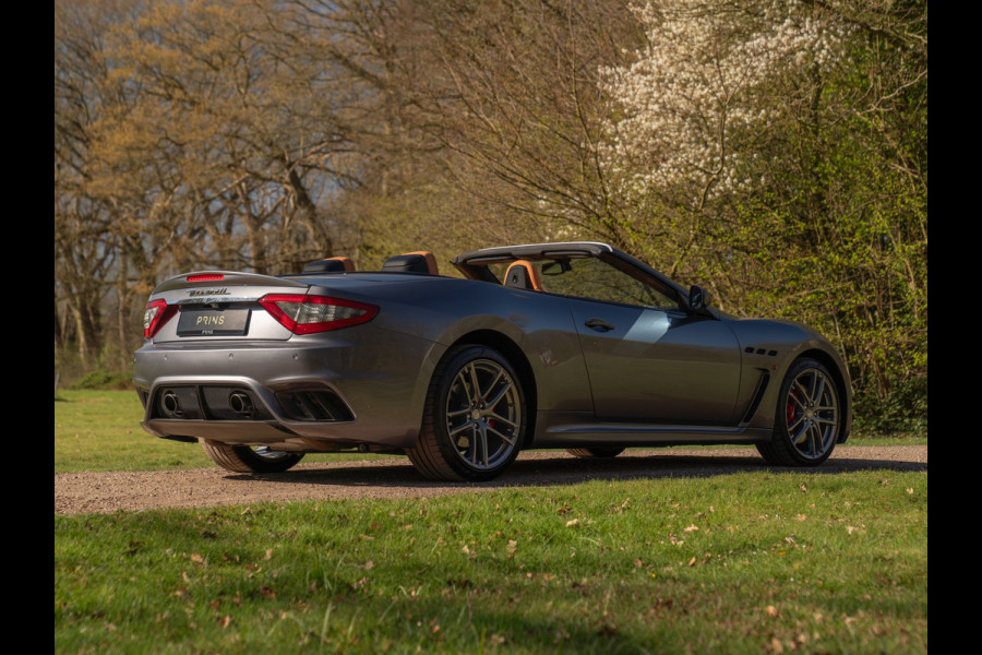 Maserati GranCabrio 4.7 MC | Chique | Harman/Kardon | Veel alcantara!