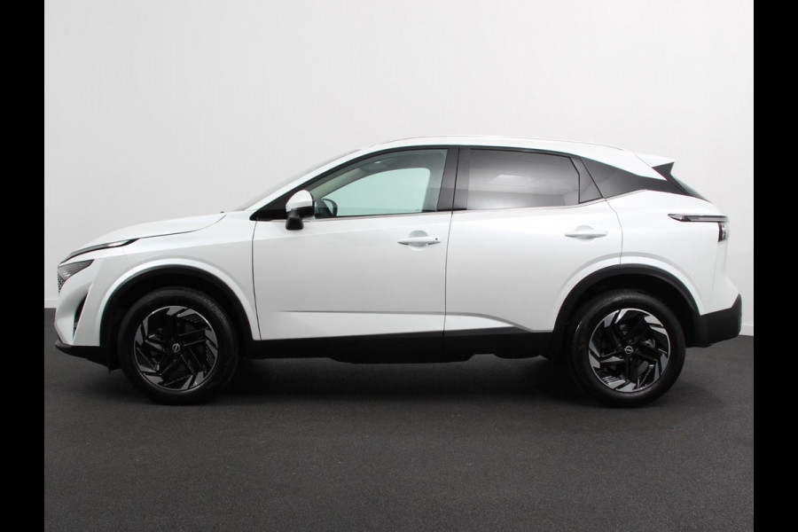 Nissan QASHQAI 1.3 MHEV Xtronic N-Connecta Navigatie Apple Carplay/ Android Auto 360 camera Parkeersensoren Adaptive Cruise Control Blind Spot Assist Stoelverwarming Half leder Climate Control