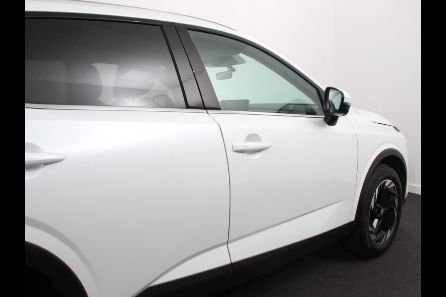 Nissan QASHQAI 1.3 MHEV Xtronic N-Connecta Navigatie Apple Carplay/ Android Auto 360 camera Parkeersensoren Adaptive Cruise Control Blind Spot Assist Stoelverwarming Half leder Climate Control