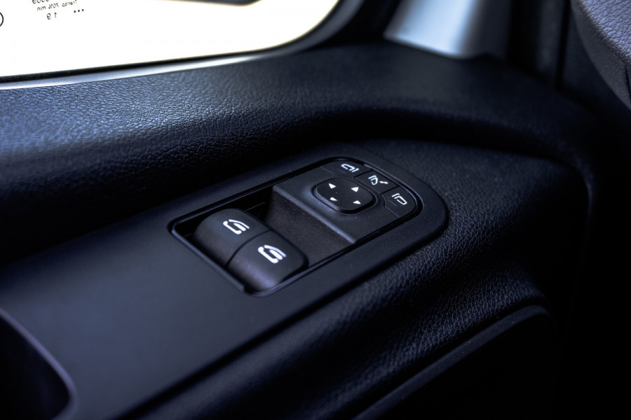 Mercedes-Benz Sprinter 311 CDI L3H2 | CarPlay | Climate | Camera | Inrichting | Omvormer | Oprijplaat | Euro 6