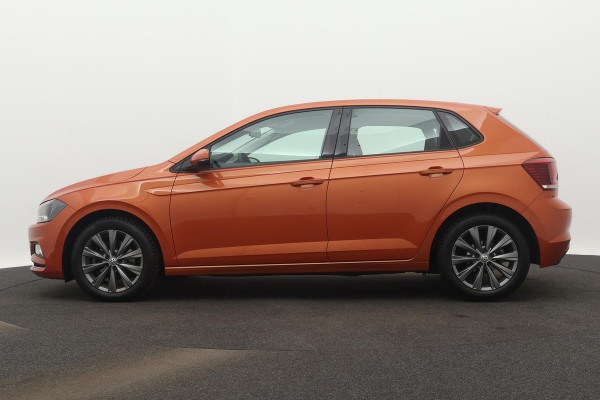 Volkswagen Polo 1.0 TSI Highline(1e eig, NL-auto, Navi, Carplay, Camera, Climate Control, Parkeerhulp, Etc)