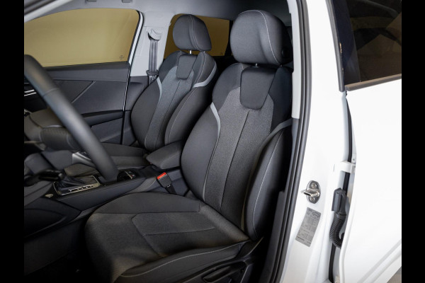 Audi Q2 35 TFSI S Edition / 150pk / Achteruitrij camera / Stoelverwarming / Keyless entry /