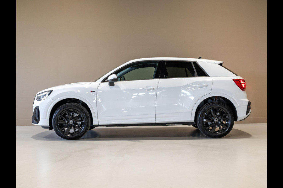 Audi Q2 35 TFSI S Edition / 150pk / Achteruitrij camera / Stoelverwarming / Keyless entry /