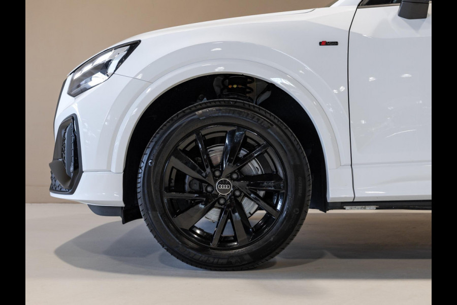 Audi Q2 35 TFSI S Edition / 150pk / Achteruitrij camera / Stoelverwarming / Keyless entry /