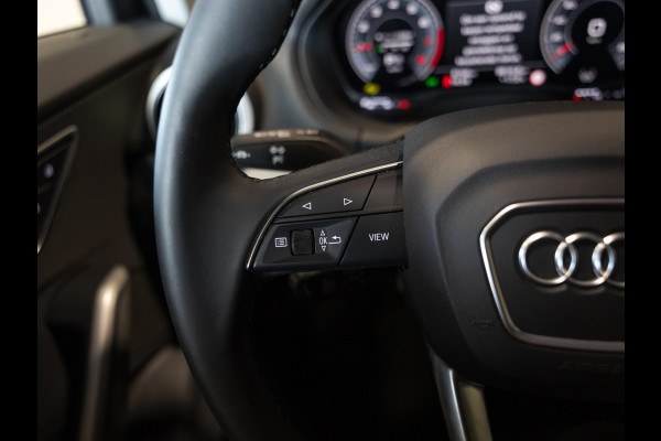 Audi Q2 35 TFSI S Edition / 150pk / Achteruitrij camera / Stoelverwarming / Keyless entry /