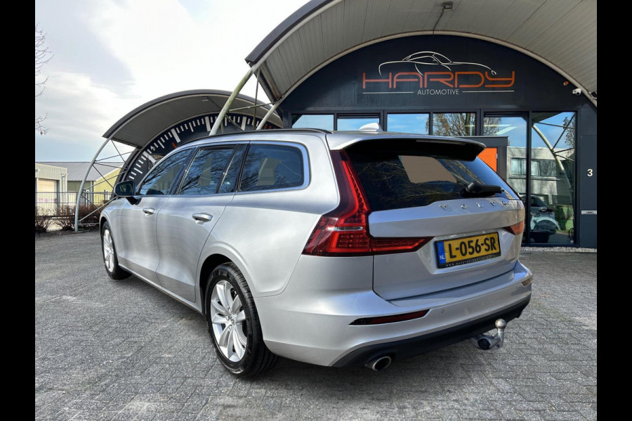 Volvo V60 2.0 B3 Momentum Business Trekhaak 1e EIG Carplay Adaptive Cruise Nederlandse Auto