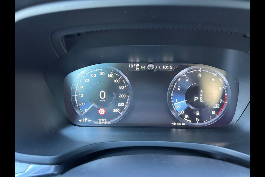 Volvo V60 2.0 B3 Momentum Business Trekhaak 1e EIG Carplay Adaptive Cruise Nederlandse Auto
