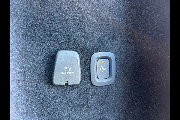 Volvo V60 2.0 B3 Momentum Business Trekhaak 1e EIG Carplay Adaptive Cruise Nederlandse Auto