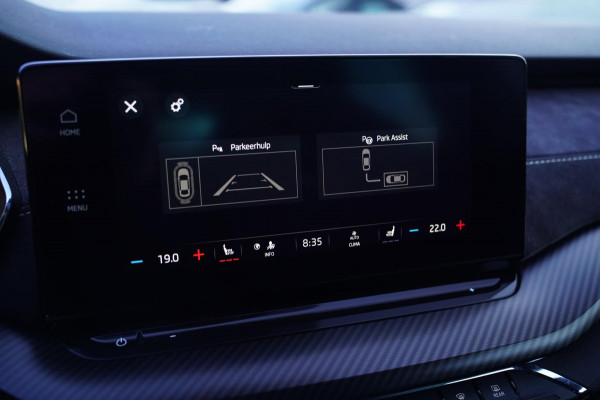 Škoda Octavia 2.0 TDI RS | Nardo | Massage stoelen | RS-zetels | Virtual cockpit | Alcantara | Facelift | Stoelverwarming V+A |