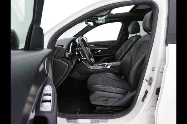 Mercedes-Benz GLC 250 4MATIC Premium AMG-Sportpack Aut. *PANO | LEATHER-MICROFIBRE | FULL-LED | BLINDSPOT | SPORT-SEATS | NAVI-FULLMAP | CAMERA | SHIFT-PADDLES | AMBIENT-LIGHT | HEATED-SEATS | TOWBAR | 19''ALU*