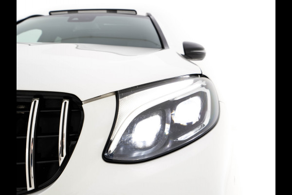 Mercedes-Benz GLC 250 4MATIC Premium AMG-Sportpack Aut. *PANO | LEATHER-MICROFIBRE | FULL-LED | BLINDSPOT | SPORT-SEATS | NAVI-FULLMAP | CAMERA | SHIFT-PADDLES | AMBIENT-LIGHT | HEATED-SEATS | TOWBAR | 19''ALU*