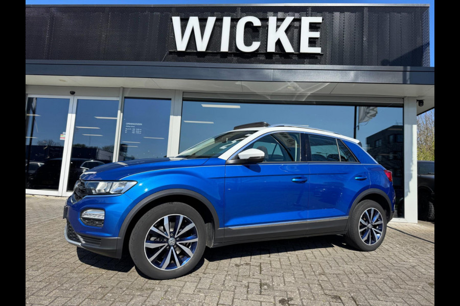Volkswagen T-Roc 1.5 TSI Sport Camera Panorama Stoelver. Trekhaak
