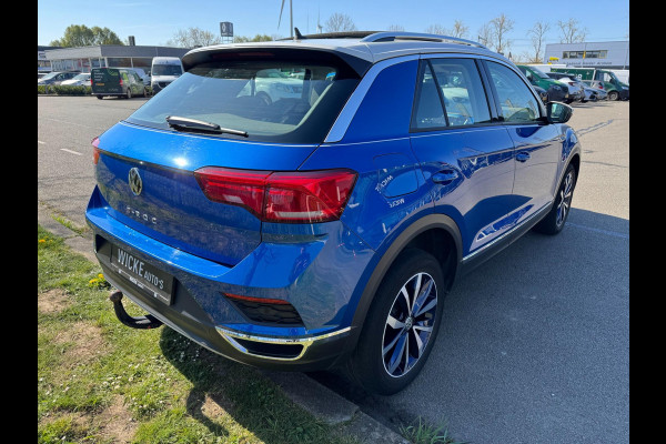 Volkswagen T-Roc 1.5 TSI Sport Camera Panorama Stoelver. Trekhaak