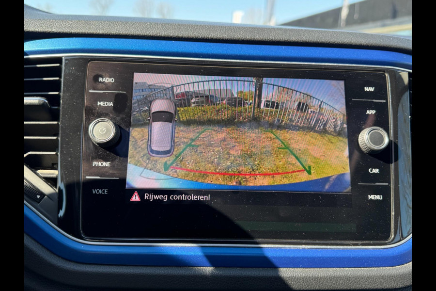 Volkswagen T-Roc 1.5 TSI Sport Camera Panorama Stoelver. Trekhaak