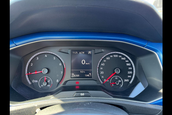 Volkswagen T-Roc 1.5 TSI Sport Camera Panorama Stoelver. Trekhaak