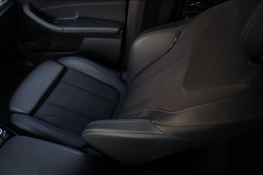 BMW X3 XDrive20i M Sport / LIVE COCKPIT / CAMERA / CARPLAY / SFEERVERLICHTING / 19''