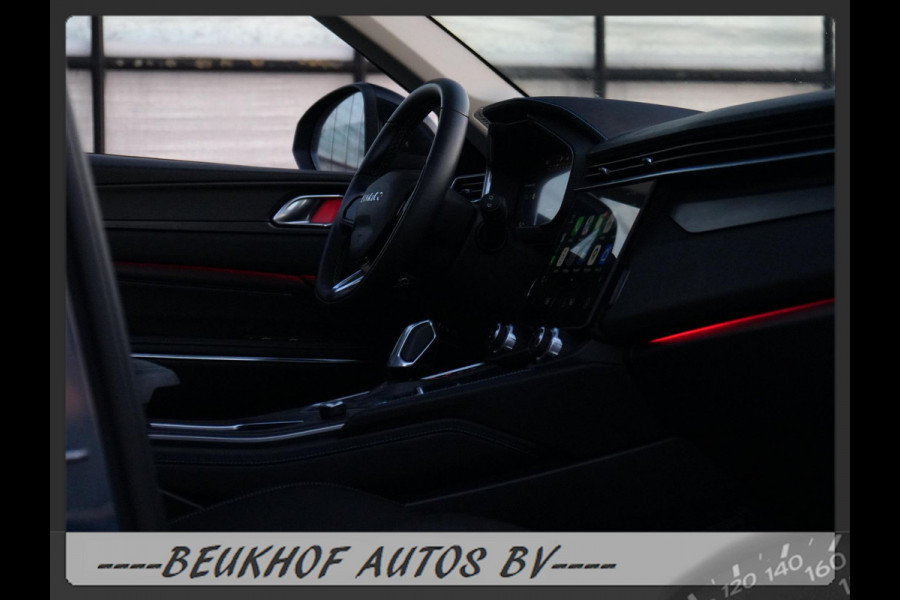 Lynk & Co 01 1.5 Benzine/Hybride 360Cam Pano Carplay Cruise