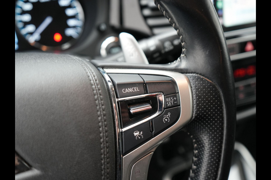 Mitsubishi Outlander 2.4 Intense Plug in Hybrid 225pk PHEV | Alcantara Sportstoelen | Parkeersensoren | Adaptive Cruise | Apple Carplay | Camera | DAB | L.M. 18" | Climate Control |
