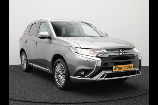 Mitsubishi Outlander 2.4 Intense Plug in Hybrid 225pk PHEV | Alcantara Sportstoelen | Parkeersensoren | Adaptive Cruise | Apple Carplay | Camera | DAB | L.M. 18" | Climate Control |