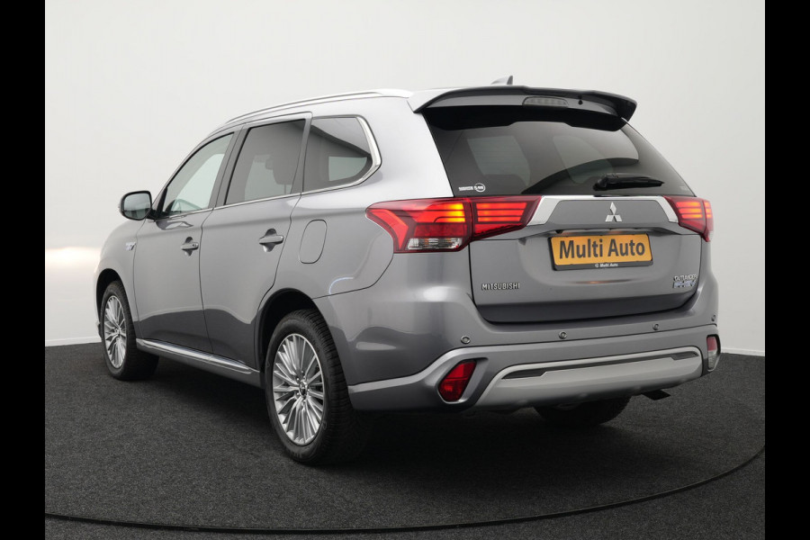 Mitsubishi Outlander 2.4 Intense Plug in Hybrid 225pk PHEV | Alcantara Sportstoelen | Parkeersensoren | Adaptive Cruise | Apple Carplay | Camera | DAB | L.M. 18" | Climate Control |