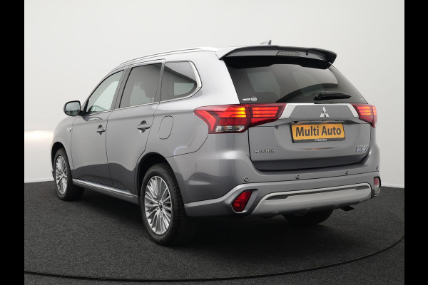 Mitsubishi Outlander 2.4 Intense Plug in Hybrid 225pk PHEV | Alcantara Sportstoelen | Parkeersensoren | Adaptive Cruise | Apple Carplay | Camera | DAB | L.M. 18" | Climate Control |