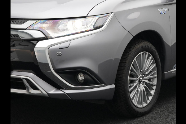 Mitsubishi Outlander 2.4 Intense Plug in Hybrid 225pk PHEV | Alcantara Sportstoelen | Parkeersensoren | Adaptive Cruise | Apple Carplay | Camera | DAB | L.M. 18" | Climate Control |