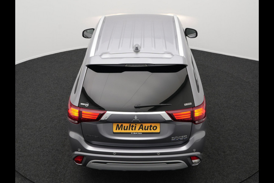 Mitsubishi Outlander 2.4 Intense Plug in Hybrid 225pk PHEV | Alcantara Sportstoelen | Parkeersensoren | Adaptive Cruise | Apple Carplay | Camera | DAB | L.M. 18" | Climate Control |