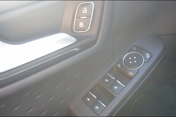Ford Kuga PHEV ST-LINE AUTOMAAT B&O AUDIO | NAVI | CARPLAY | STOELVERW!
