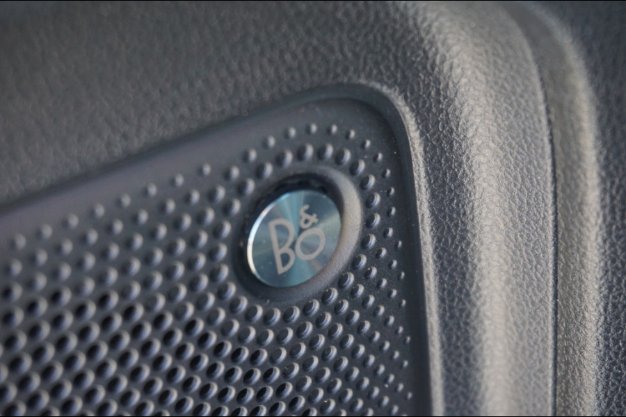 Ford Kuga PHEV ST-LINE AUTOMAAT B&O AUDIO | NAVI | CARPLAY | STOELVERW!