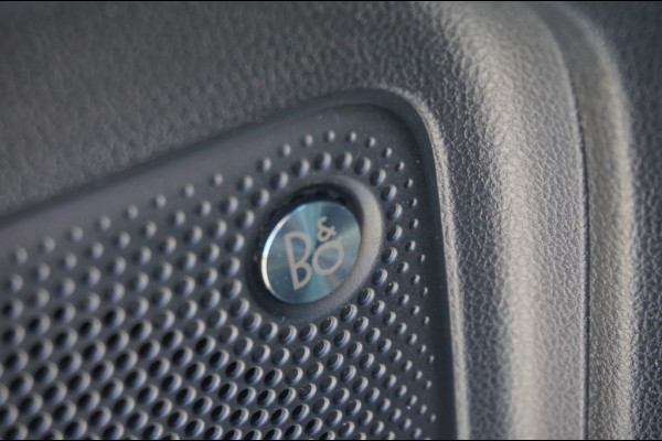 Ford Kuga PHEV ST-LINE AUTOMAAT B&O AUDIO | NAVI | CARPLAY | STOELVERW!