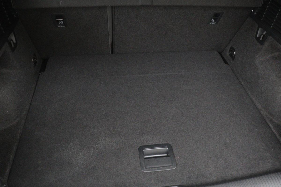 Audi Q2 35 TFSI Sport | Trekhaak | Camera | Navigatie | Sportstoelen | Climate control | PDC | Cruise control | Bluetooth