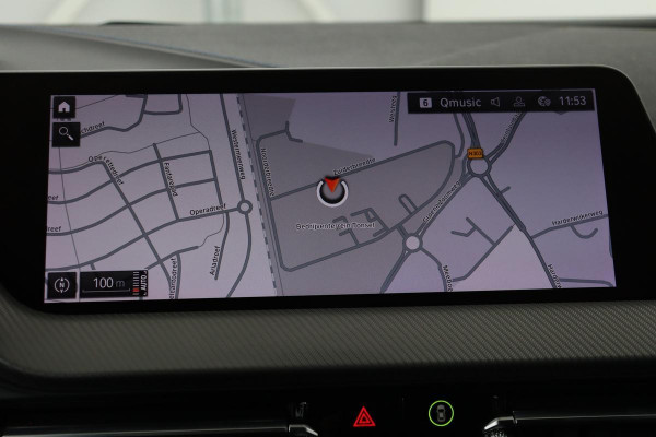 BMW 1-serie 118i M Sport | Carplay | Sportstoelen | Full LED | Live Cockpit | Navigatie | Climate control | PDC | Cruise control | Getint glas