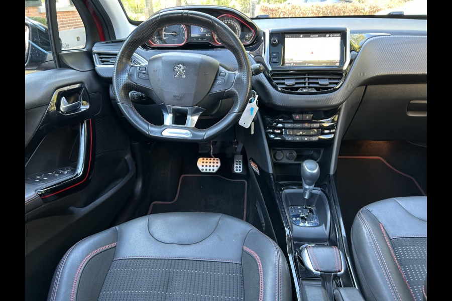Peugeot 2008 1.2 110pk Automaat GT-Line Panodak, Navi, Carplay, PDC