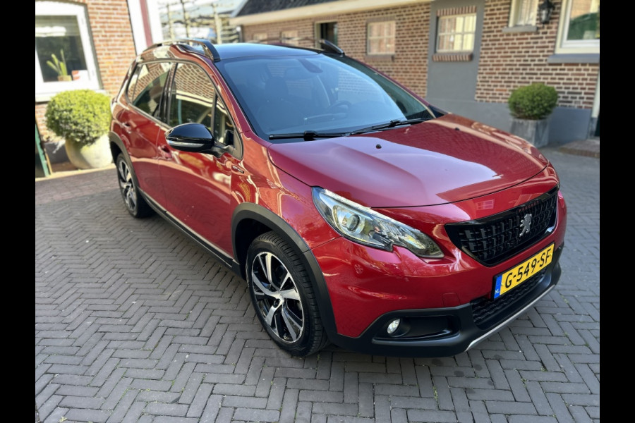 Peugeot 2008 1.2 110pk Automaat GT-Line Panodak, Navi, Carplay, PDC