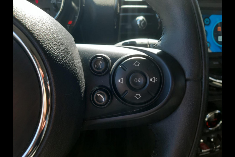 MINI Clubman 1.5 One Salt Business | automaat | navigatie | Apple Carplay/Android Auto | PDC