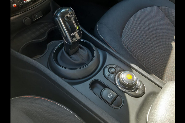 MINI Clubman 1.5 One Salt Business | automaat | navigatie | Apple Carplay/Android Auto | PDC