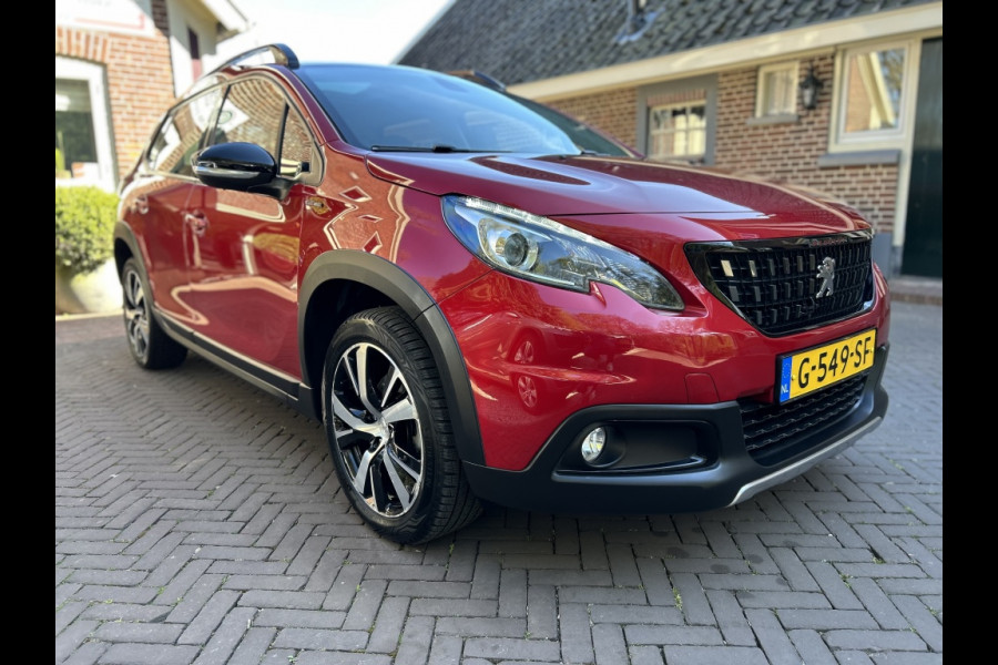 Peugeot 2008 1.2 110pk Automaat GT-Line Panodak, Navi, Carplay, PDC
