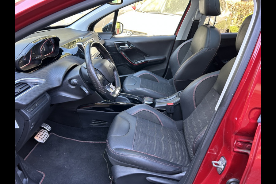 Peugeot 2008 1.2 110pk Automaat GT-Line Panodak, Navi, Carplay, PDC