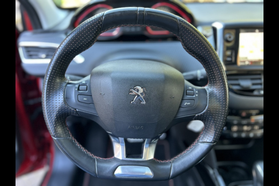 Peugeot 2008 1.2 110pk Automaat GT-Line Panodak, Navi, Carplay, PDC