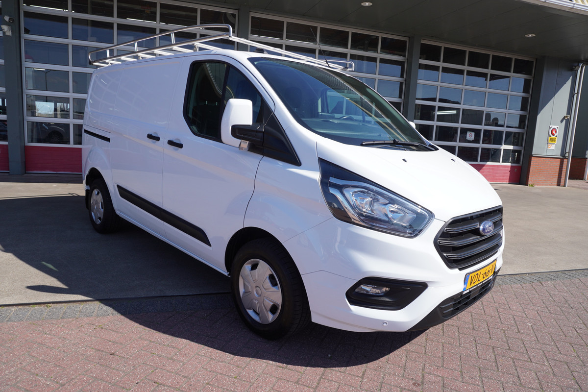 Ford Transit Custom 300S 2.0 TDCI 130PK L1H1 Trend Nr. V049 | Airco | Cruise | Navi | Trekhaak | Iaadruimte inrichting Ford Transit Custom 300S 2.0 TDCI 130PK L1H1 Trend Nr. V049 | Airco | Cruise | Navi | Trekhaak | Iaadruimte inrichting