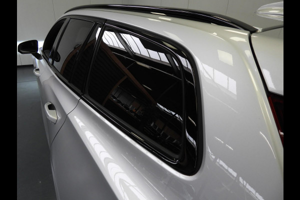 Volvo V60 2.0 T8 Recharge AWD R-Design LEER/CAMERA/H&K/TREKHAAK/19"LMV!