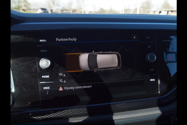 Volkswagen Polo 1.0 TSI Life Business | Apple Carplay | Cruise Control | Parkeersensoren | Stoelverwarming | Automaat |