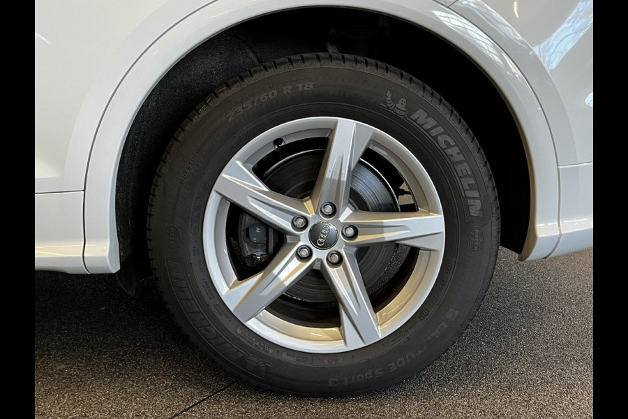 Audi Q5 50 TFSI e S edition 299 PK S-Line Airco | ECC MMI Navi Plus Cruise Control PDC VA Trekhaak