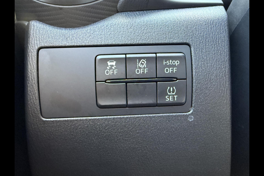 Mazda 2 1.5 Skyactiv-G Luxury Automaat | iACTIVSENSE PACK | CAMERA | STOELVERWARMING |