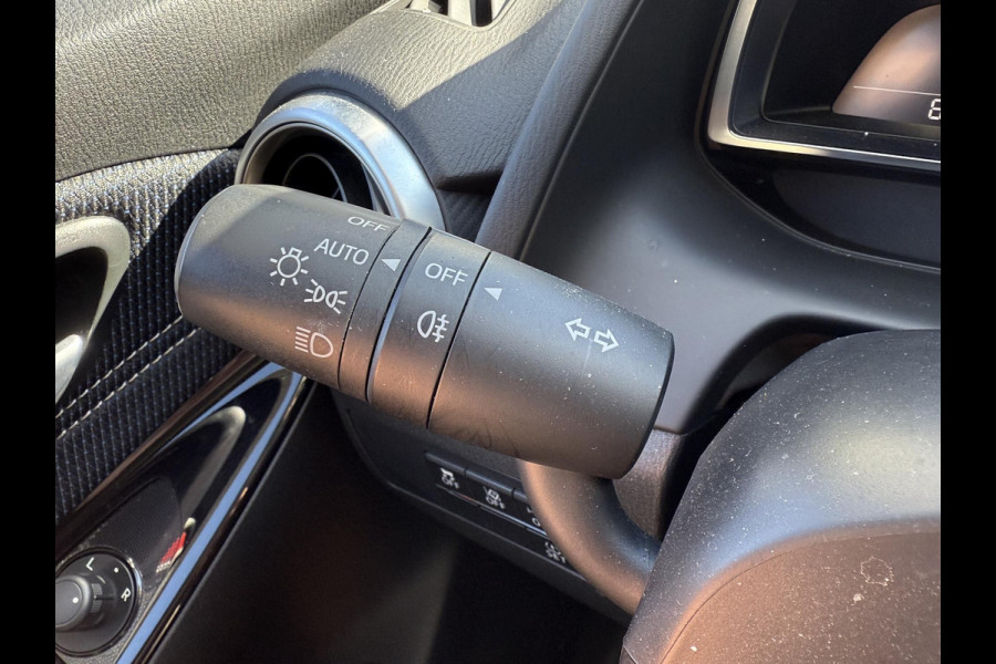Mazda 2 1.5 Skyactiv-G Luxury Automaat | iACTIVSENSE PACK | CAMERA | STOELVERWARMING |